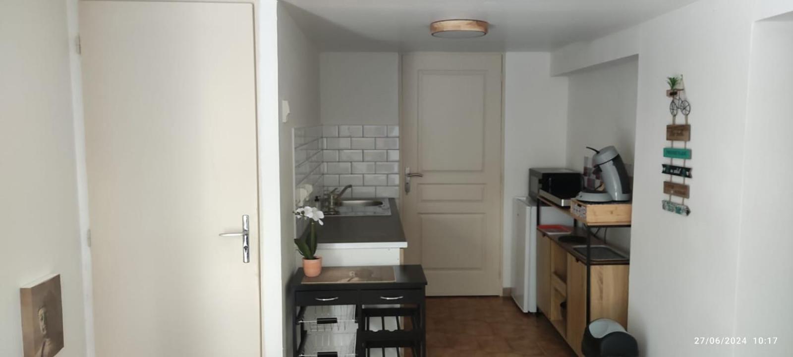 Appartement A L Ombre Du Figuier à Cagnac-les-Mines Extérieur photo