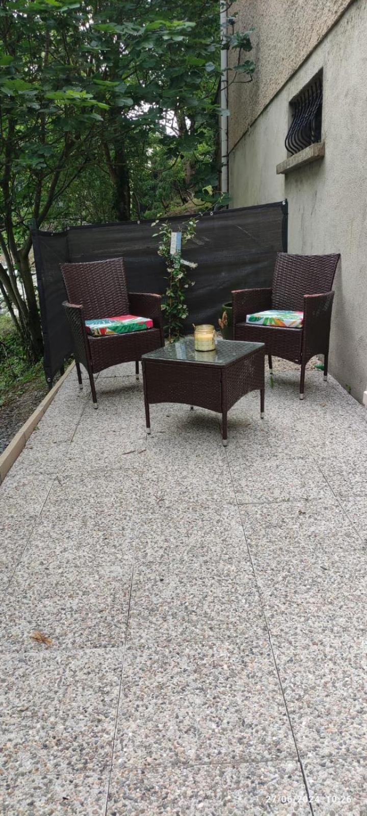 Appartement A L Ombre Du Figuier à Cagnac-les-Mines Extérieur photo